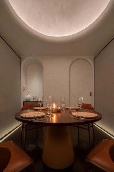 Les Morilles レストラン