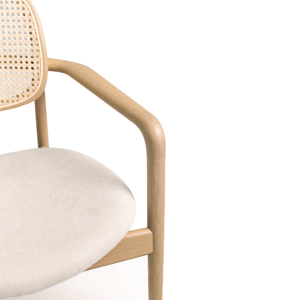 Pebble Beach rattan