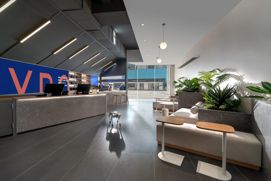 CYBO ・ステーション・ホテル