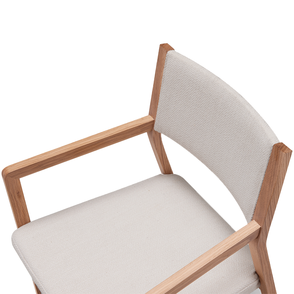 Vanilly Armchair