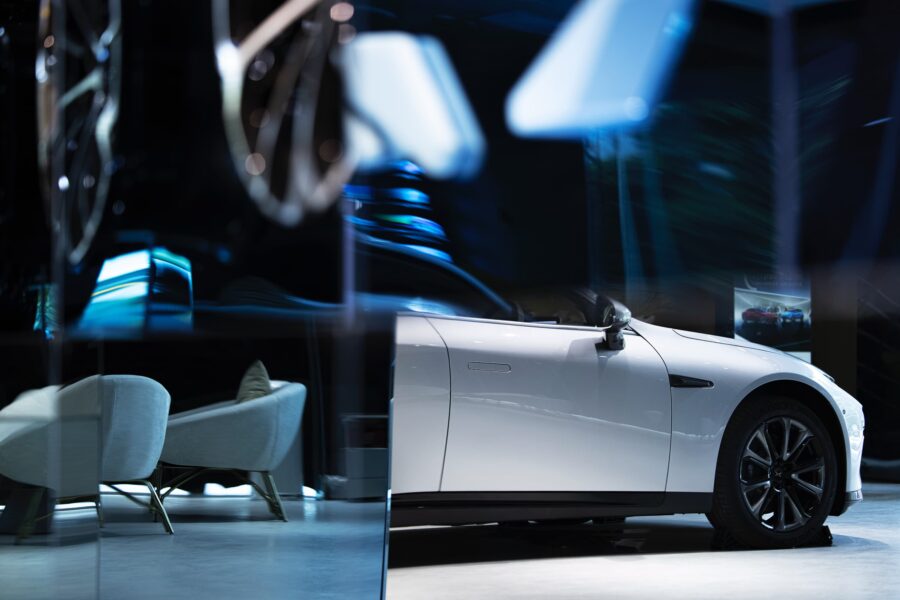 小鵬汽車旗艦ショールーム