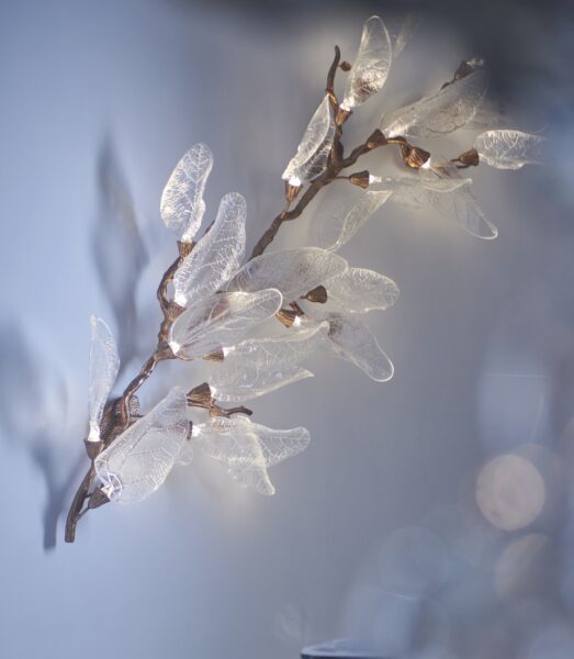 Evergrowth wall lamp